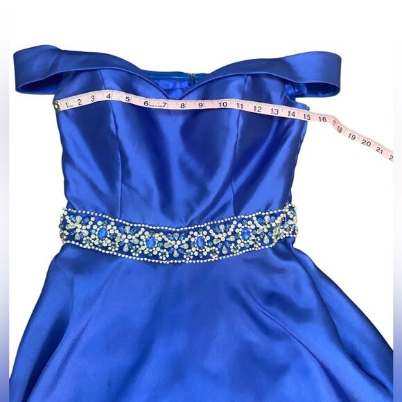 The Secret Dress Off the Shoulders Elegant Blue Formal Prom Dress - Picture 8 of 16